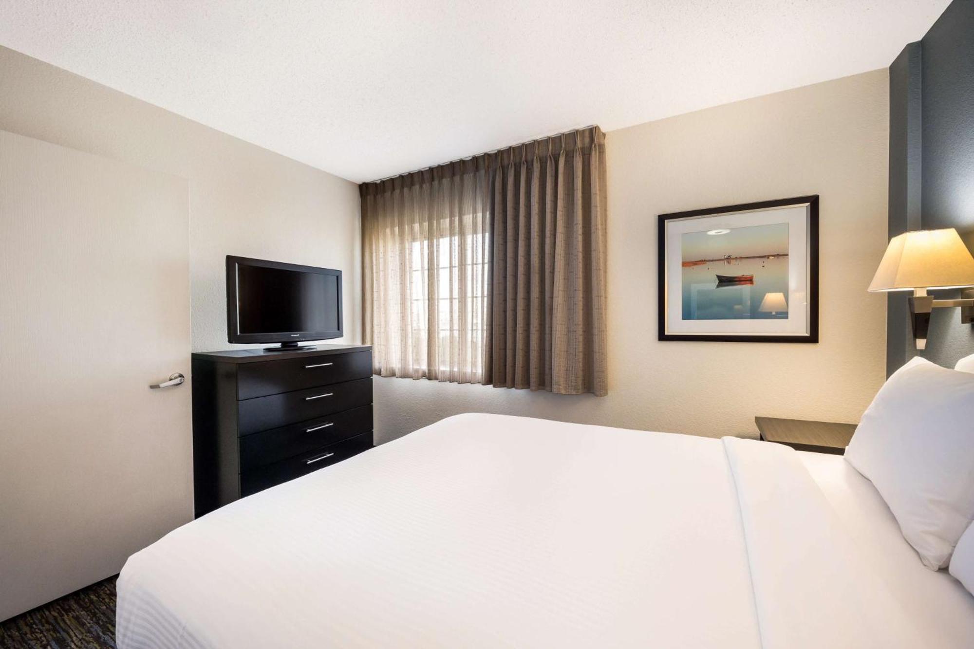 Sonesta Simply Suites Baltimore BWI Airport Линтикам Экстерьер фото