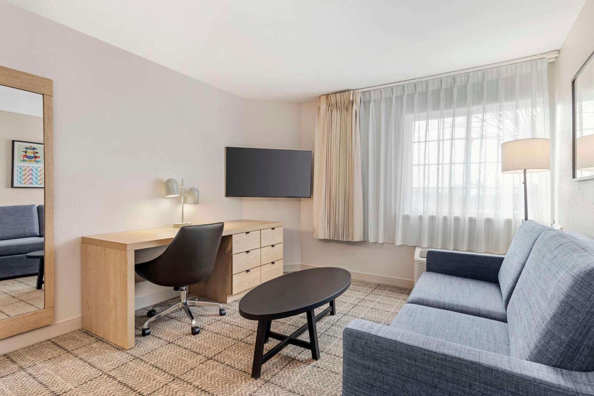 Sonesta Simply Suites Baltimore BWI Airport Линтикам Экстерьер фото