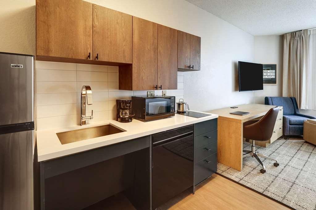 Sonesta Simply Suites Baltimore BWI Airport Линтикам Номер фото